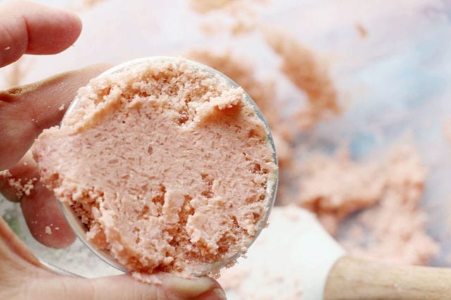 Recipe for Pink Himalayan Salt Bath Bombs - Shrimp Salad Circus